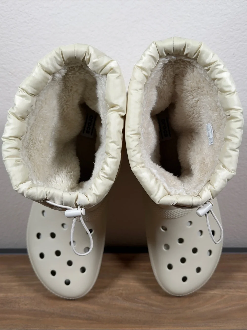 Crocs Classic Neo Puff Shorty Boot Bone Cream Men's 13 Faux Fur Lined 206630